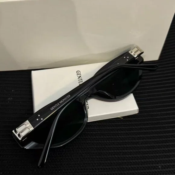 Gentle Monster VANILLA Black Oval Sunglasses Slim Retro Unisex - Picture 8 of 8